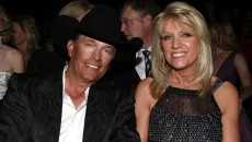 George Strait Wife