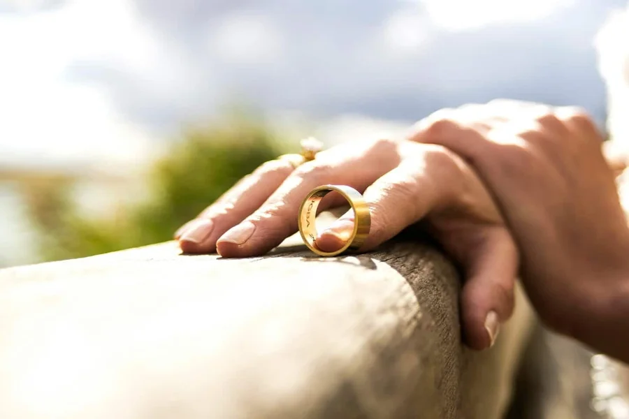 What Are My Rights If My Name is Not on A Deed But Married