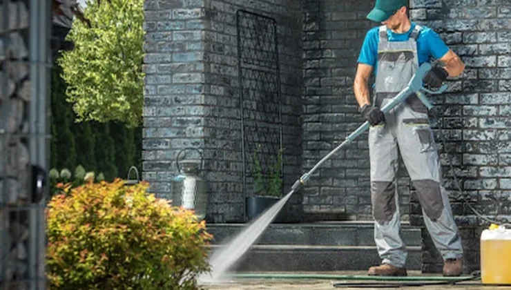 Benefits of Professional Pressure Washing Services