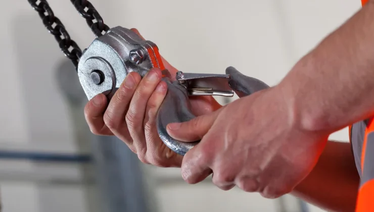 Right Rigging Equipment